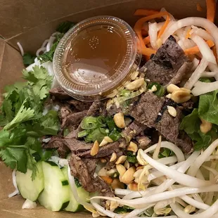 Beef lemongrass vermicelli