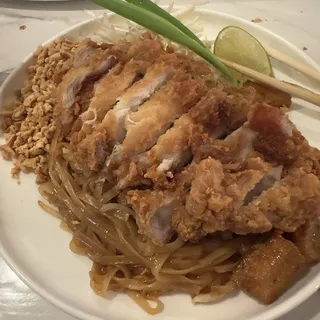 PAD THAI GAI TOD