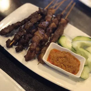 Beef and chicken satay mix