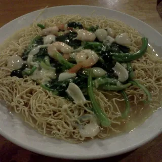 Seafood with Crispy Noodle