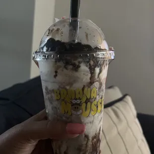 Cookies and Creme Shake