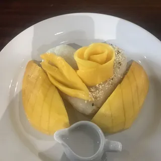 Mango with sweet sticky rice