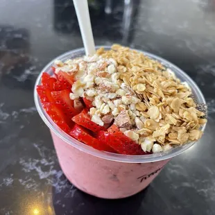 Strawberry Banana Açaí Bowl