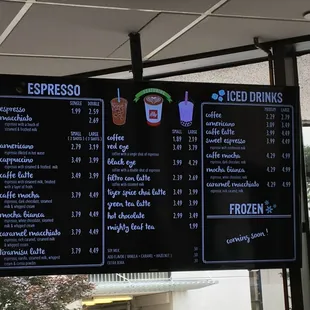 they serve coffee/boba drinks!