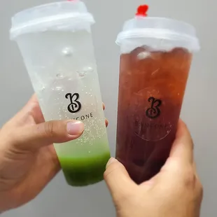 Green Grapefruit and Apple Peach drinks