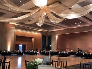 Razzle Dazzle Event Decorating