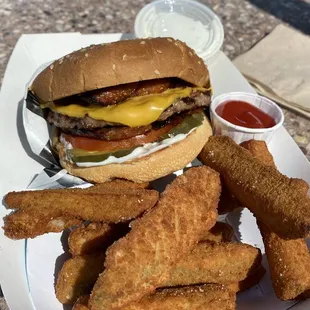 Hot Link Burger w/ Zucchini Fries