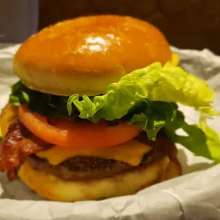 Bacon cheeseburger