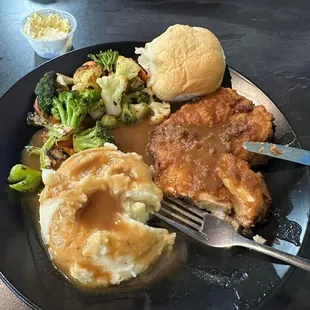 food, chicken wings and fried chicken