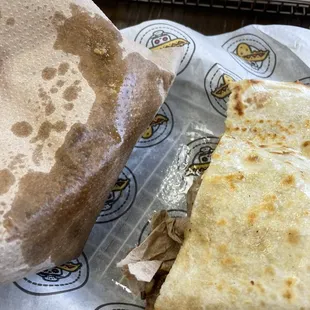 Sopping up oil with napkins