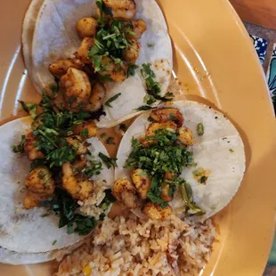 a plate of mexican food