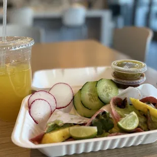 Al pastor with everything and pineapple passion fruit fresh juice (no refill).