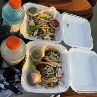 Pastor Taco de Al Pastor and Taco de Lengua