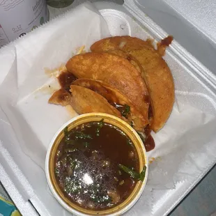 Quesabirria tacos