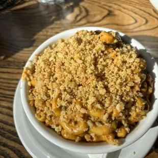 Shawn&apos;s Vegan Mac + impossible chorizo