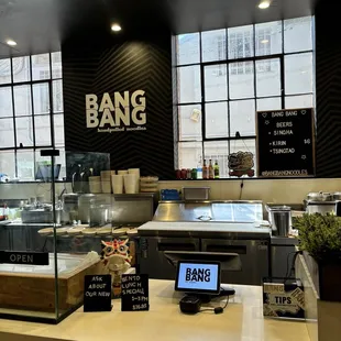 sushi and sashimi, interior