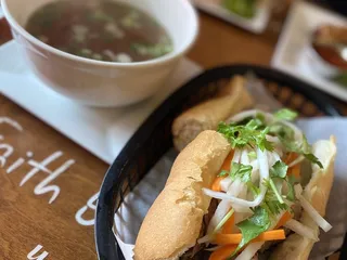 PhoNatics Noodle Bar