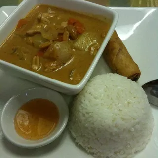 L. Massaman Curry Lunch