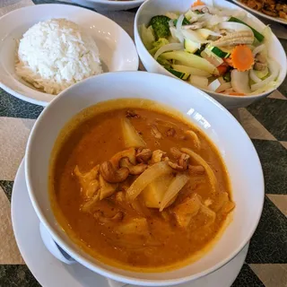 E1. Massaman Curry