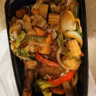 Peking g duck with vegetables and brown sauce, no noodles or rice