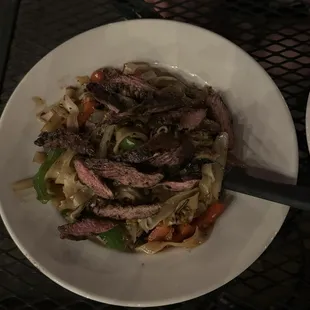 Drunken noodles with beef