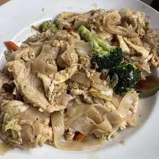 Pad See Ew with chicken