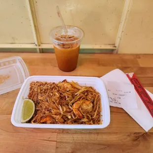 ramen and noodles, food