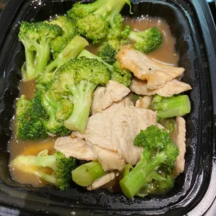 Chicken with broccoli