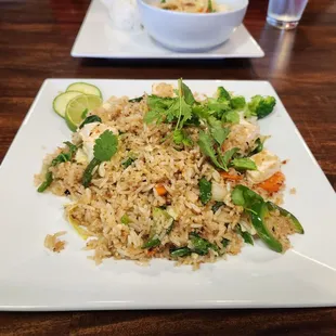 Vegan fried rice with tofu and veggies