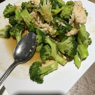 Broccoli Stir-Fried Entree