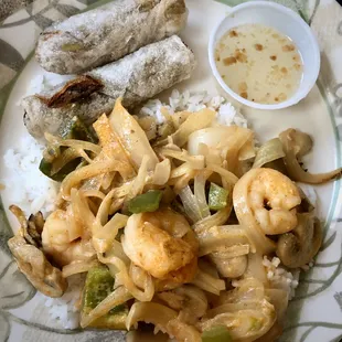 For Yelp&apos;s &quot;Big Night In&quot; last night, I had my favorite Thai food :) delicious as always! Pad ped w/shrimp and crispy rolls.