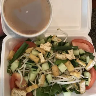 Thai salad with peanut sauce