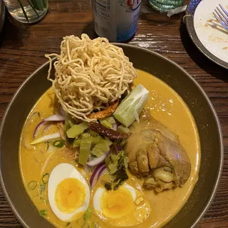 Khao Soy Chicken