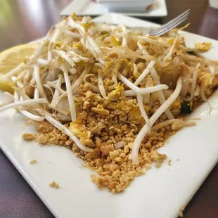 Chicken pad Thai spice level = hot af