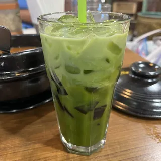 Thai Iced Tea with Herbal Jelly