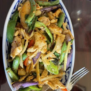 a bowl of stir fried vegetables