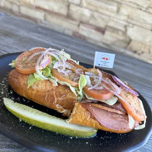 Hero Sub