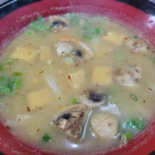Tom Kha