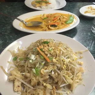 Chicken Pad Thai and spicy curried chicken