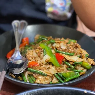 31. Pad Kee Mao