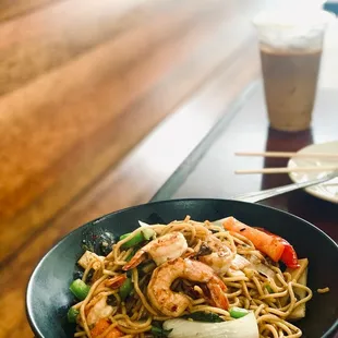 SP4. Spaghetti Pad Kee Mow Shrimp