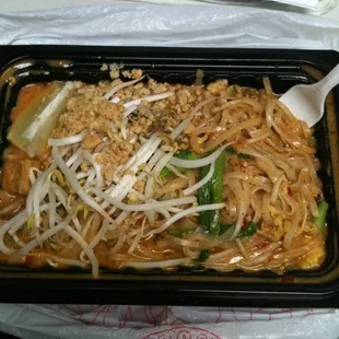 Lunch! Pud Thai with curry sauce.