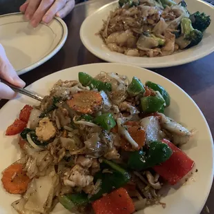 Dunken Noodle Pad See Oew