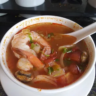 Lemongrass soup with shrimp