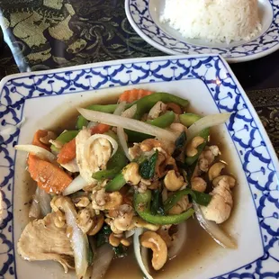 Cashew Chicken