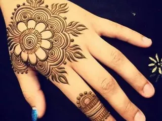 Taj Mahal International Market