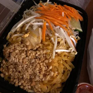 Chicken pad Thai