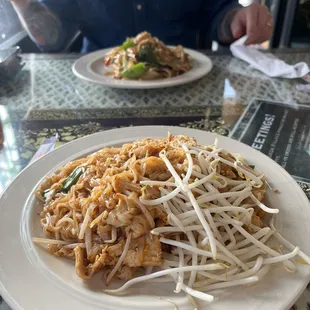Phad Thai and Phad Kee Mao (Drunken Noodles) with chicken