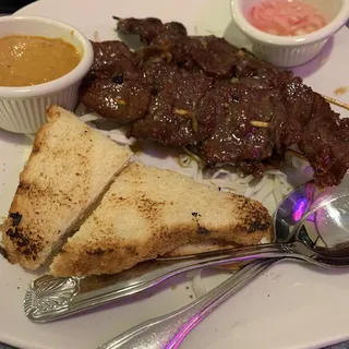 A5. 4 Beef Satay