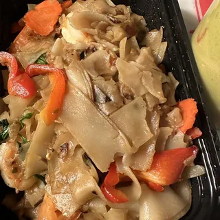 Pad Kee Mow (Drunken Noodle)